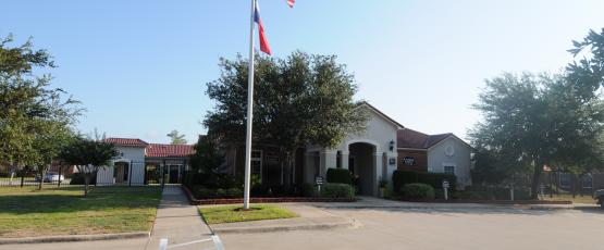 REED PARQUE TOWNHOMES Photo